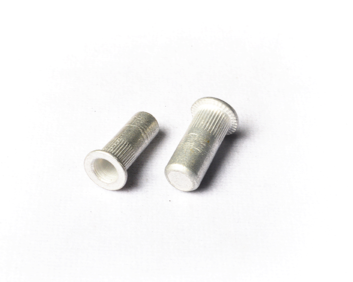  Flat Head Knurled Body Closed End Rivet Nut